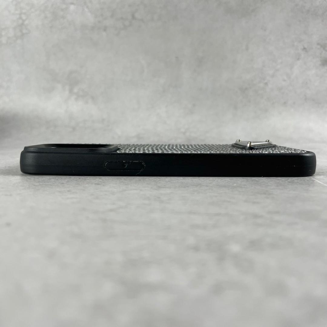 未使用級✨プラダ iPhone 13 Proケース ラインストーン 三角プレート