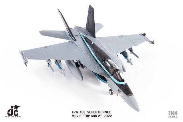 トップガン マーヴェリック F/A-18E スーパーホーネット 1/144