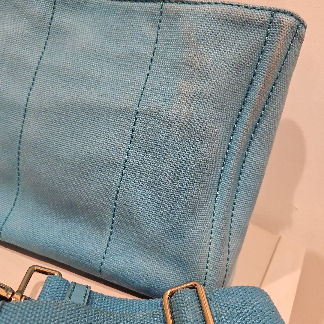 tomo です PRADA　カナパSサイズ ターコイズ