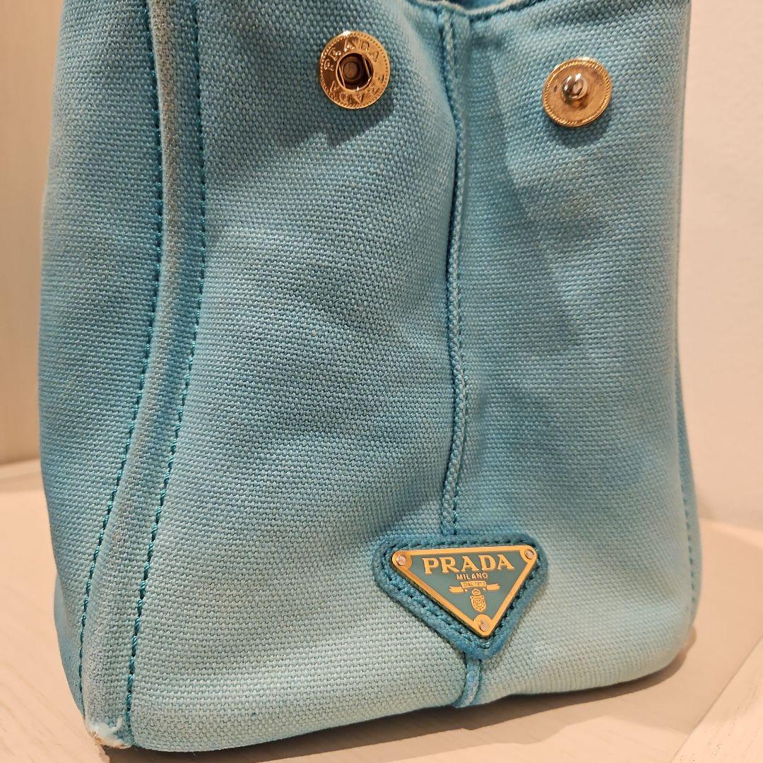 tomo です PRADA　カナパSサイズ ターコイズ
