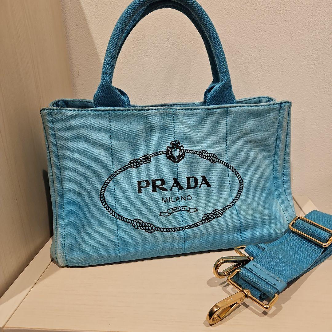 tomo です PRADA　カナパSサイズ ターコイズ