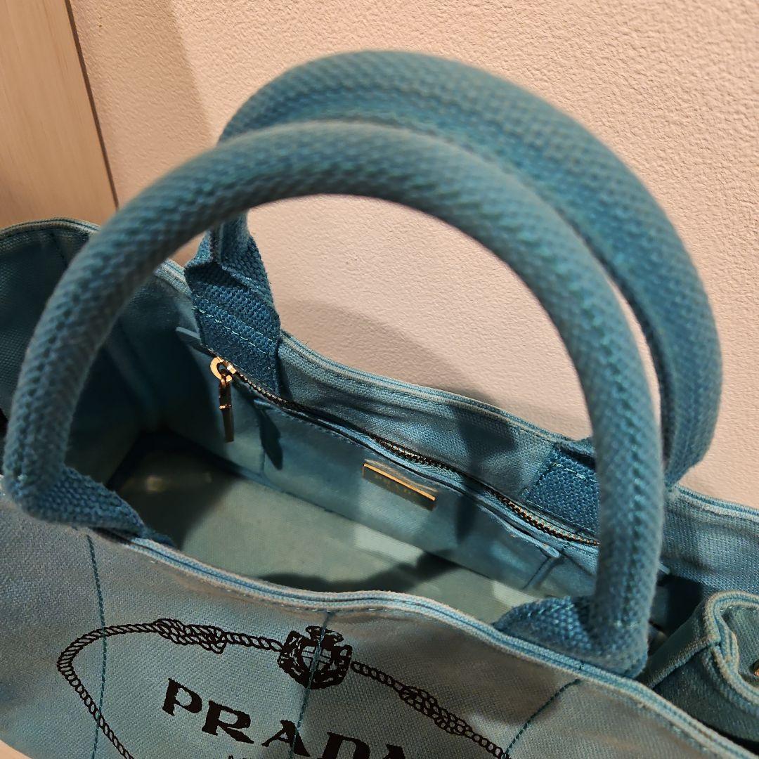 tomo です PRADA　カナパSサイズ ターコイズ