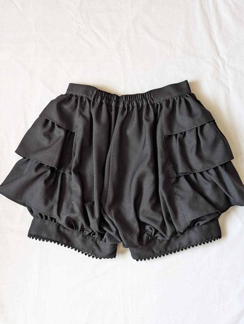 ALICE and the PIRATES サイドフリルショートパンツ