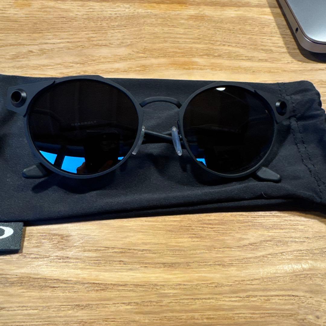 Oakley DEADBOLT Satin Black サングラス