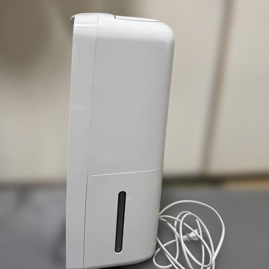 衣類乾燥除湿器 シャープ プラズマクラスター CV-N71-W 2021年製