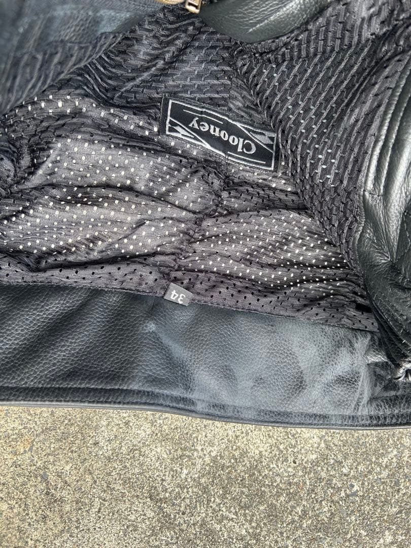 バイク用レザーパンツ 34サイズ 膝パッド付き