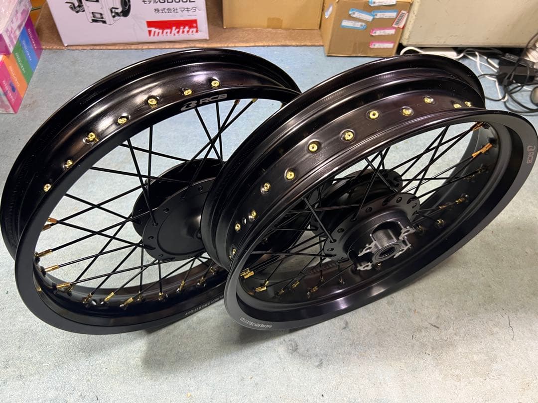 ハンターカブ 太足ホイール前後セット② 2.50×17 3.50×17 RCB