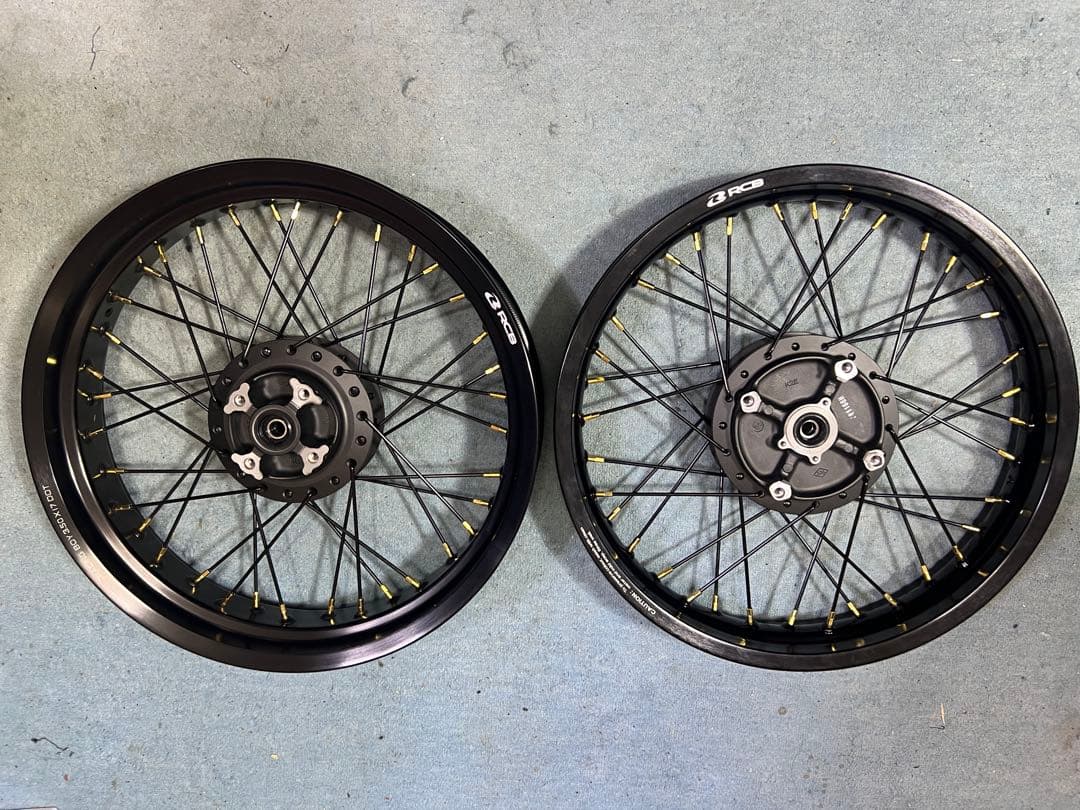 ハンターカブ 太足ホイール前後セット② 2.50×17 3.50×17 RCB