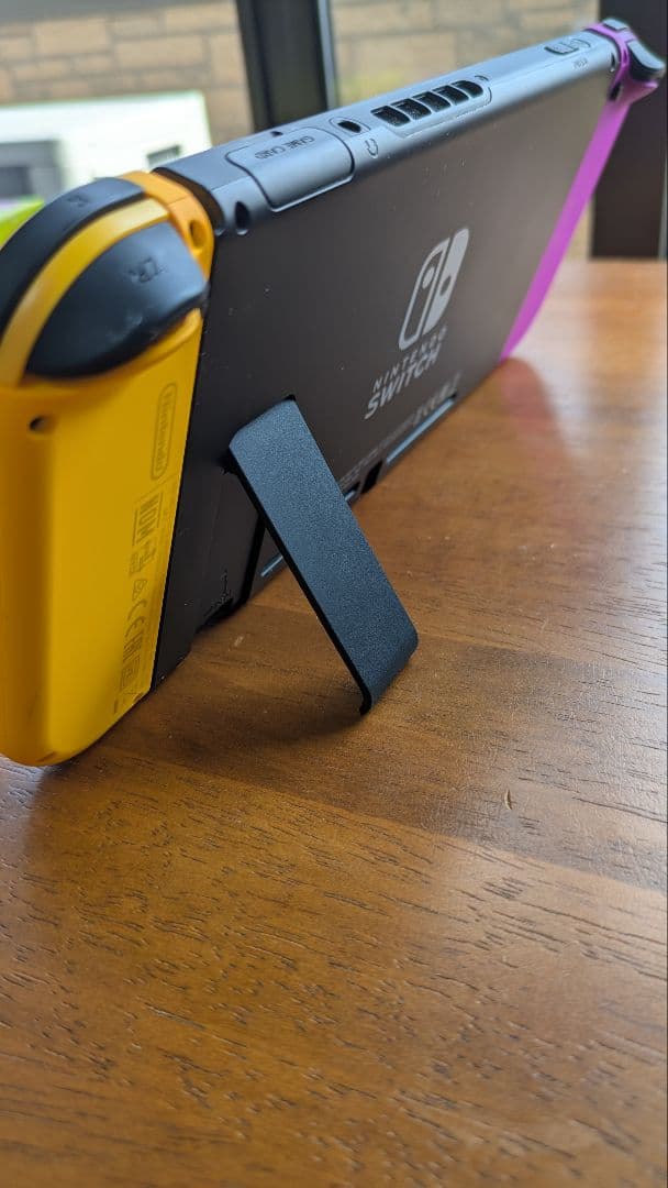 Nintendo Switch 紫とオレンジのジョイコン