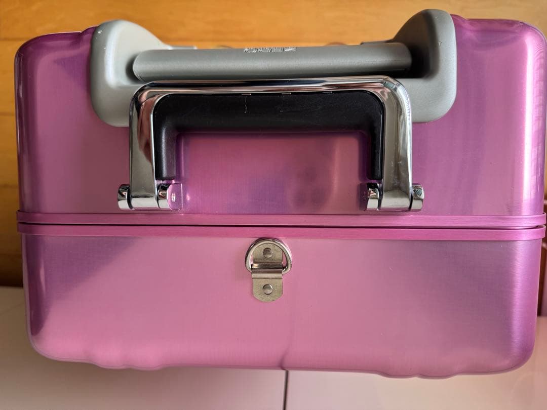 希少‼️ZERO HALLIBURTON ピンク キャリーケース　デッドストック