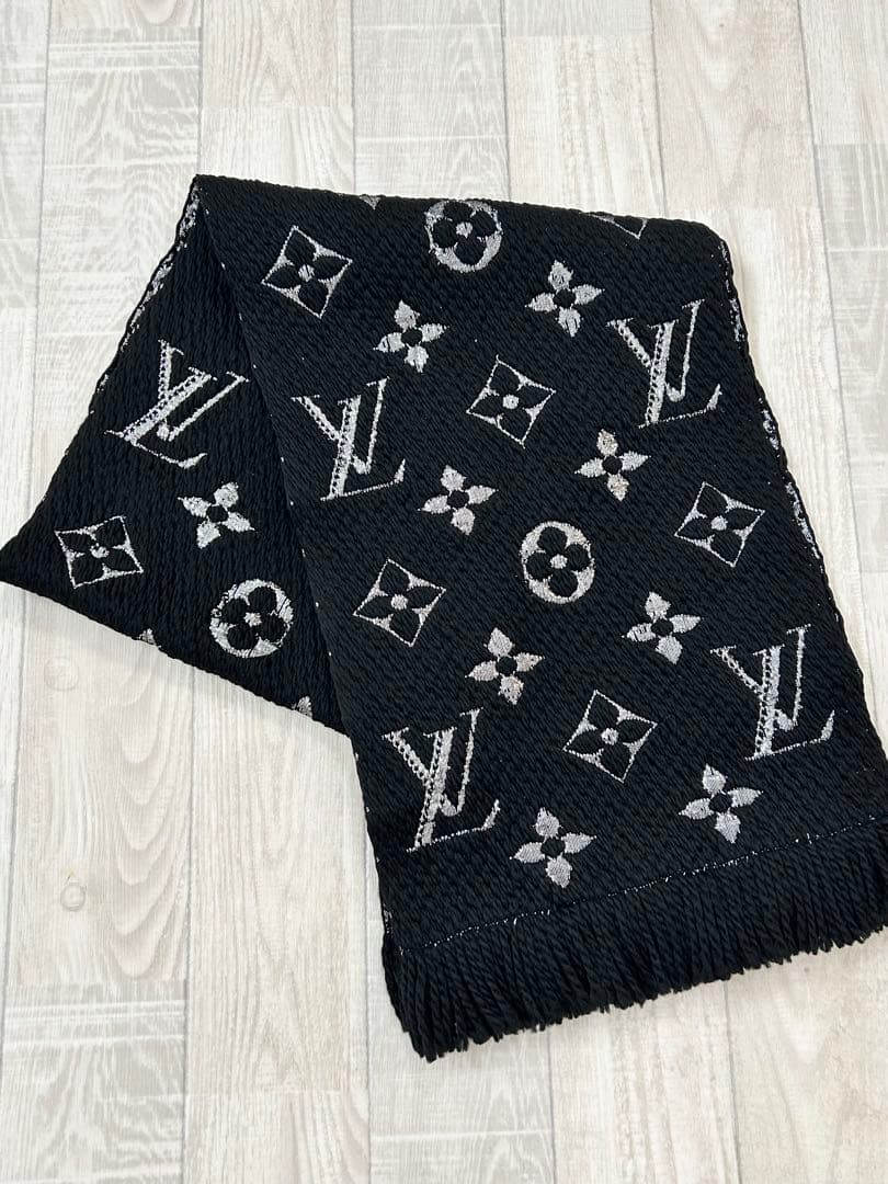 【Louis Vuitton】エシャルプロゴマニアシャイン ノワール