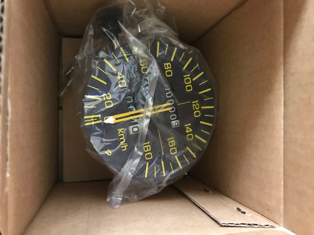 新品 ホンダ CB400 NC17 純正 メーター 37200-MJ6-821