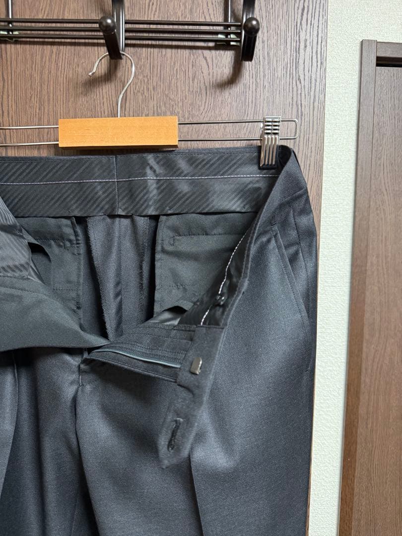 A6新品未使用！極上イタリアREDAウール100%3ピーススーツ！希少サンプル品