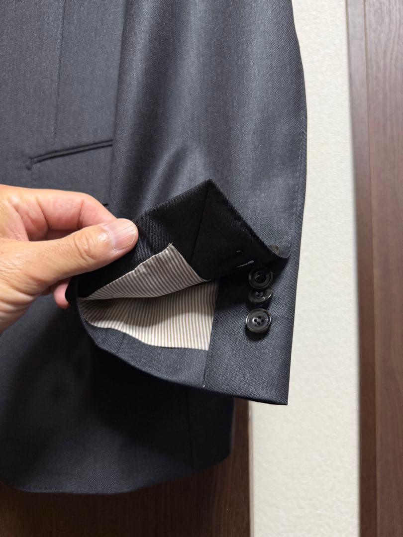 A6新品未使用！極上イタリアREDAウール100%3ピーススーツ！希少サンプル品