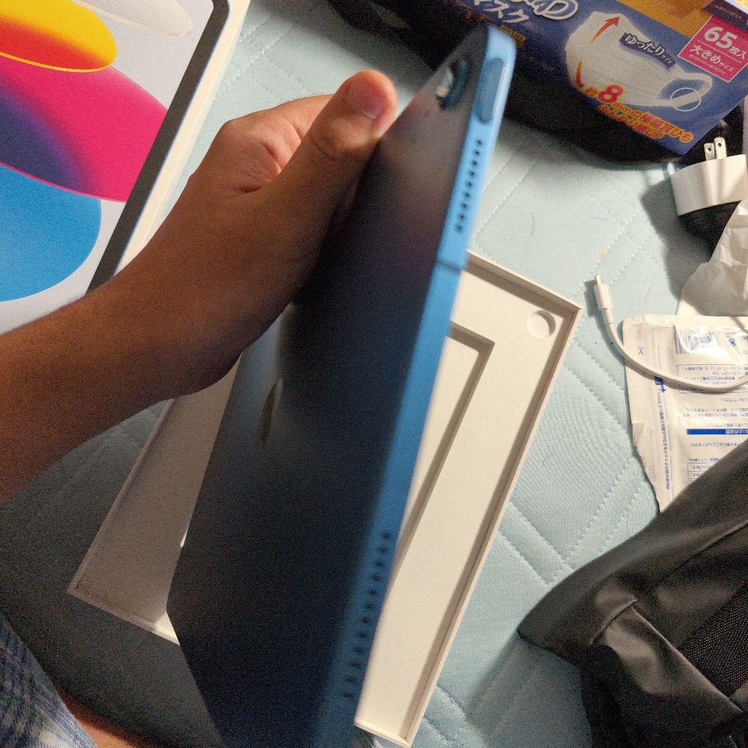 iPad 第10世代 256GB ブルー 　値下げ　不可
