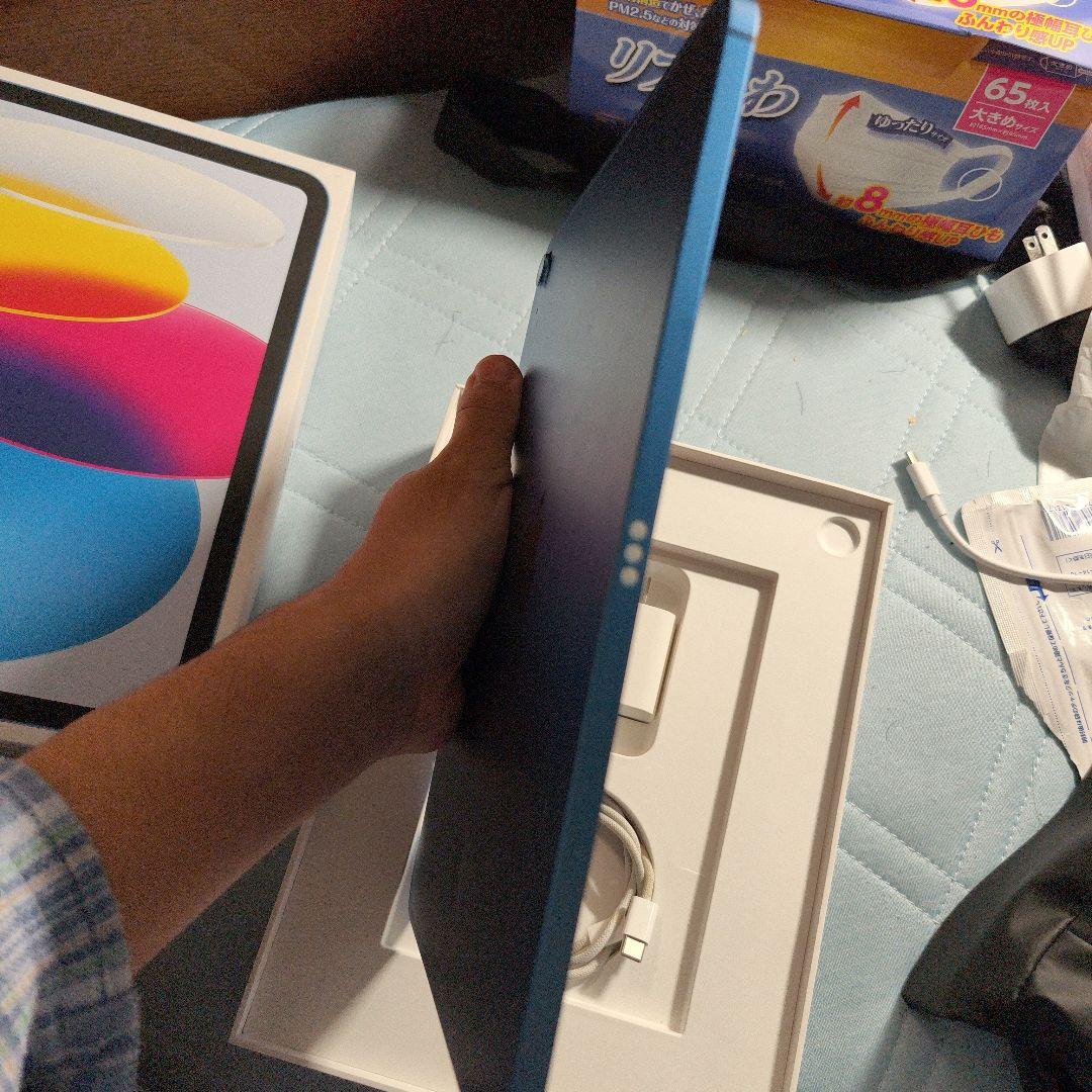 iPad 第10世代 256GB ブルー 　値下げ　不可