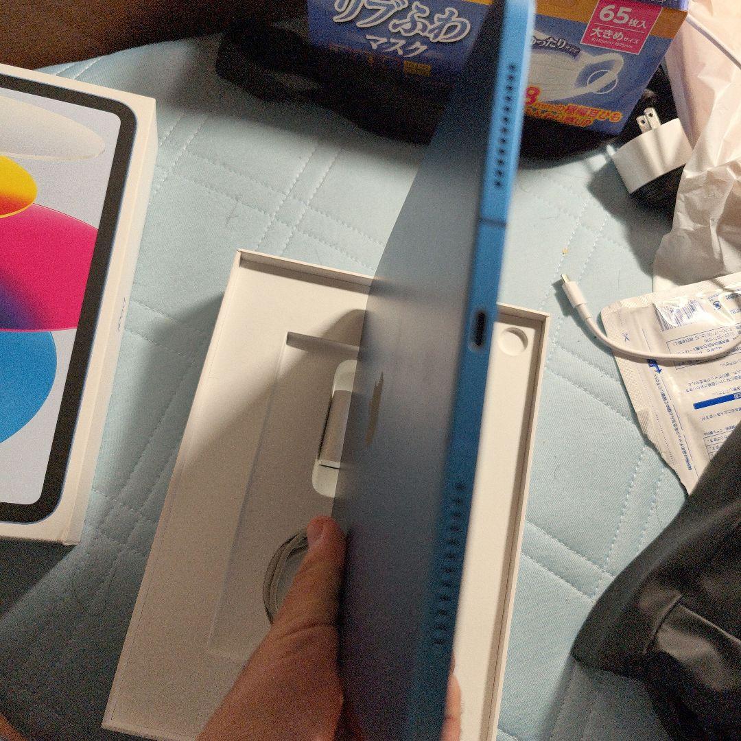 iPad 第10世代 256GB ブルー 　値下げ　不可