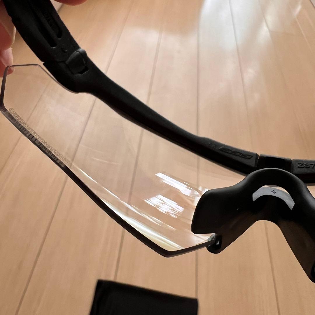 ESS 調光サングラス クロスボウ フォトクロミック