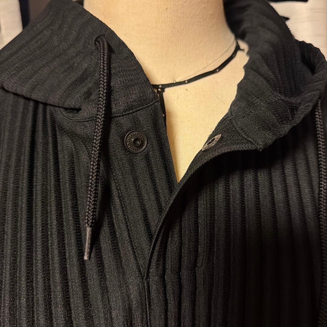 イッセイミヤケ オムプリッセ フーディ