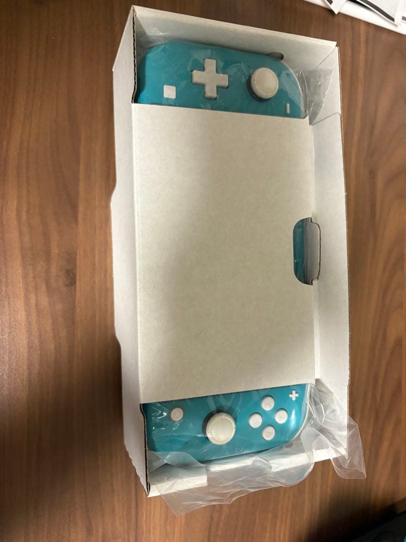 【ぽてさん専用】Nintendo Switch Lite ターコイズ