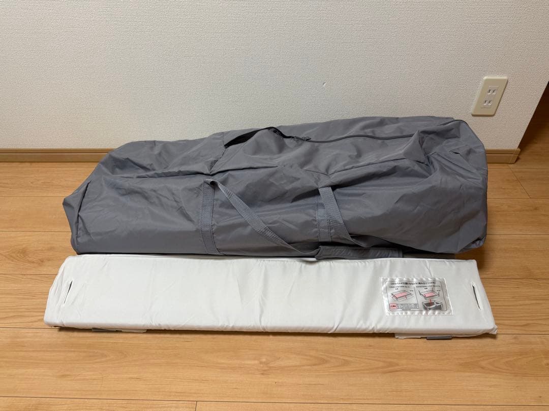 超美品❗️折りたたみベビーベッド グレー