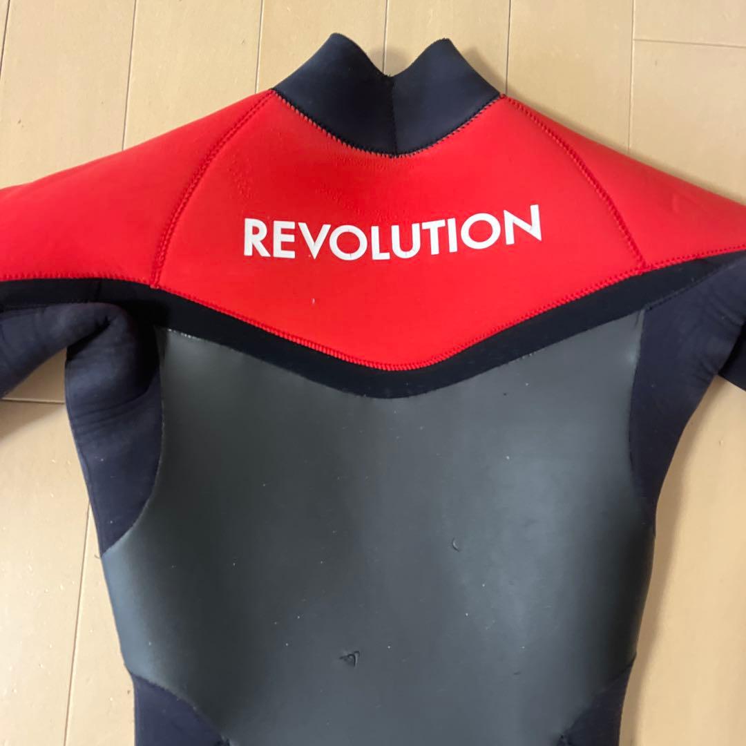 キッズフルスーツ　REVOLUTIONセミドライスーツ
