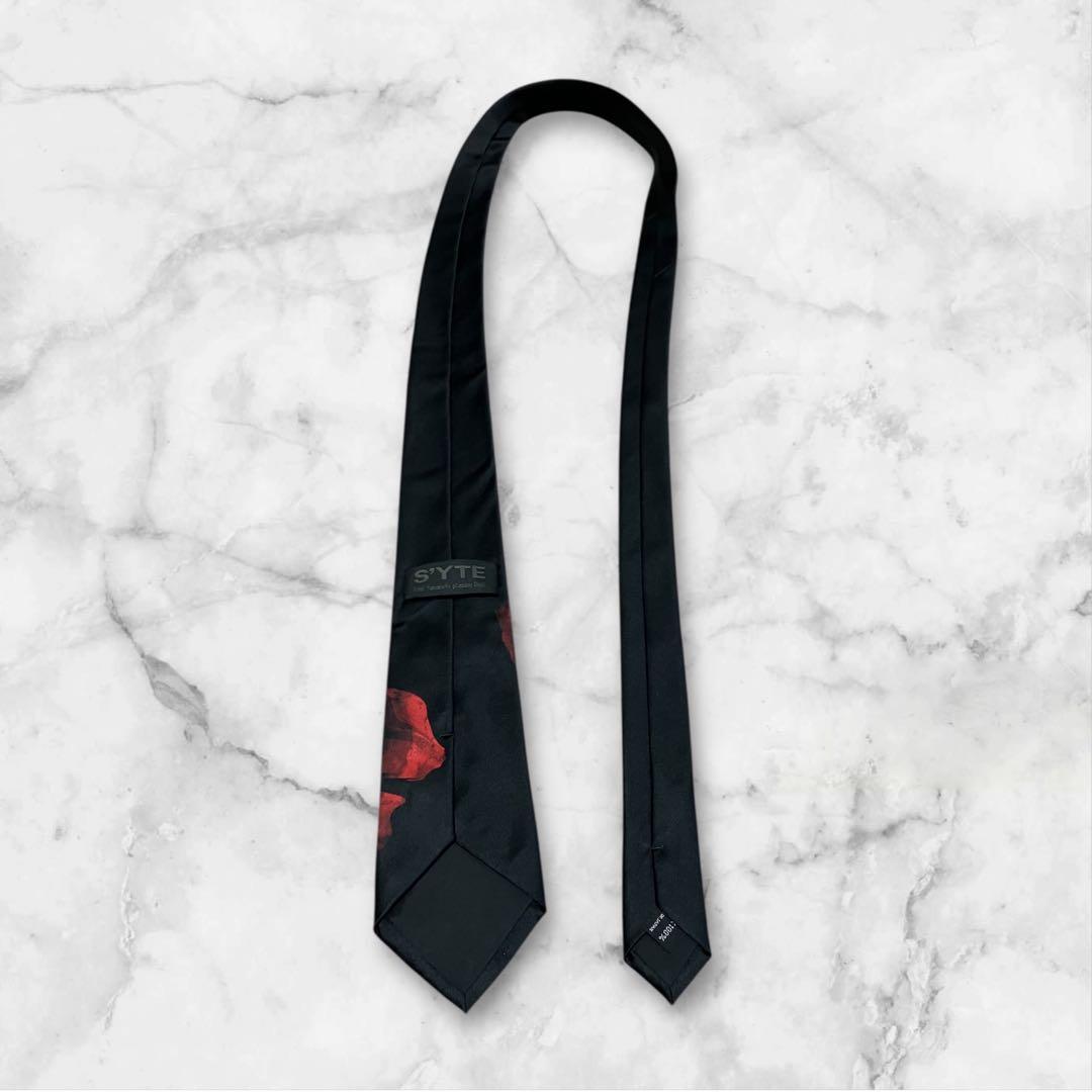 Yohji Yamamoto ヨウジヤマモト　ネクタイ　黒　モード　ソリッド