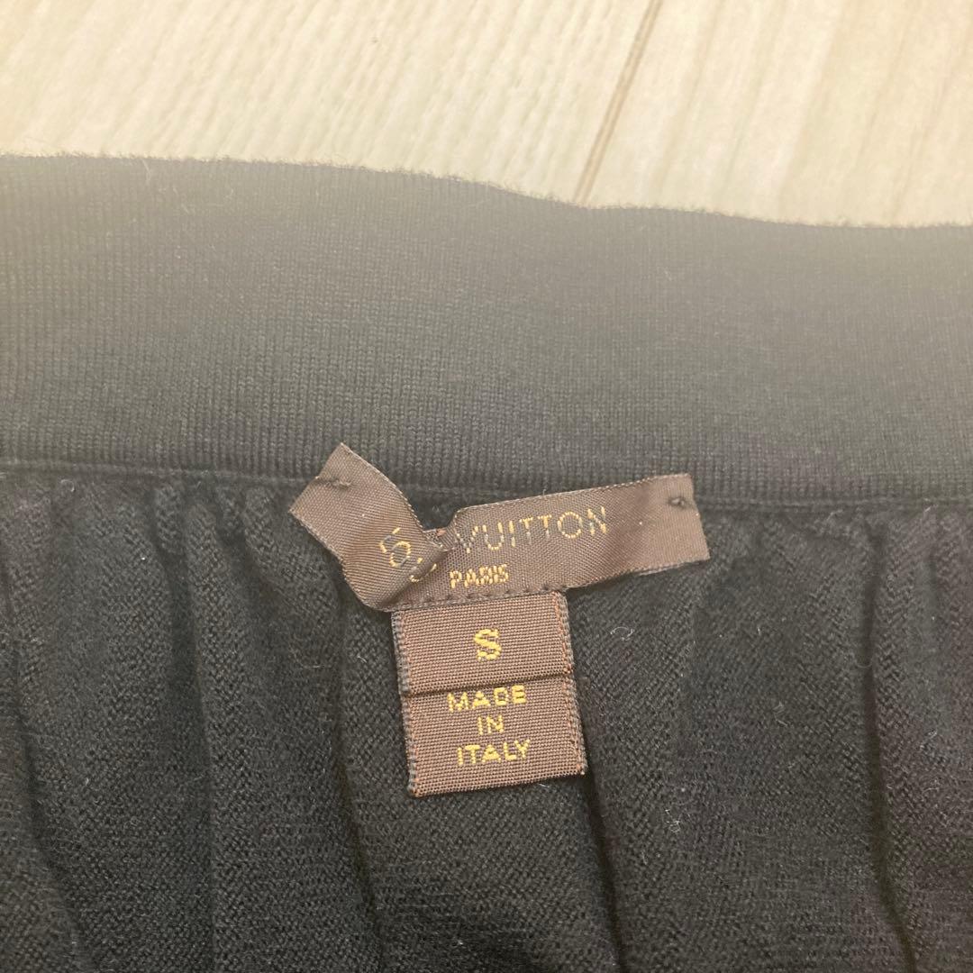 Louis Vuitton ニットフレアスカート Sサイズ 黒