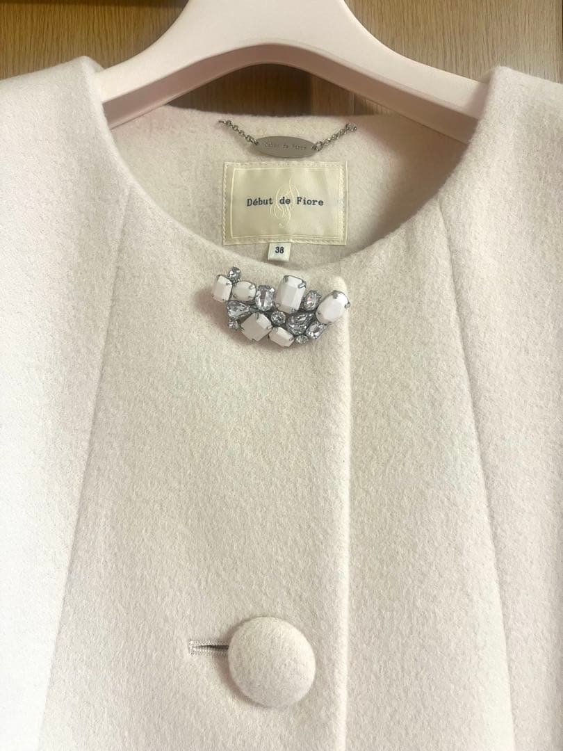 Debut de Fiore デビュードフィオレ さえこさんコート 白