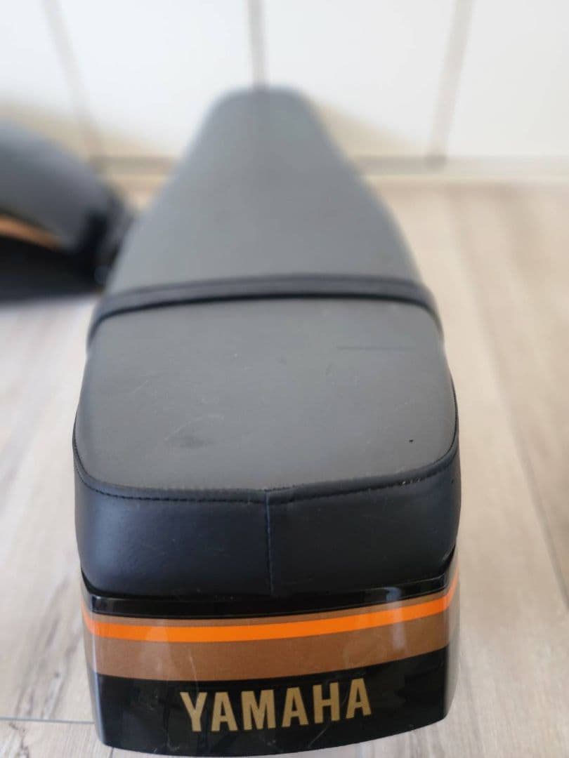 SR400 1998年発売！新品初期型復刻タンク 　シート＆タンデムバーセット