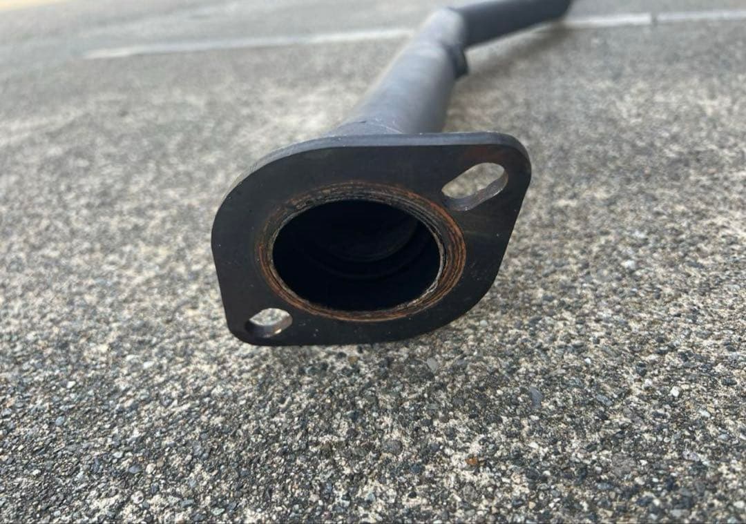 210系クラウンハイブリッド　中間ストレートマフラー