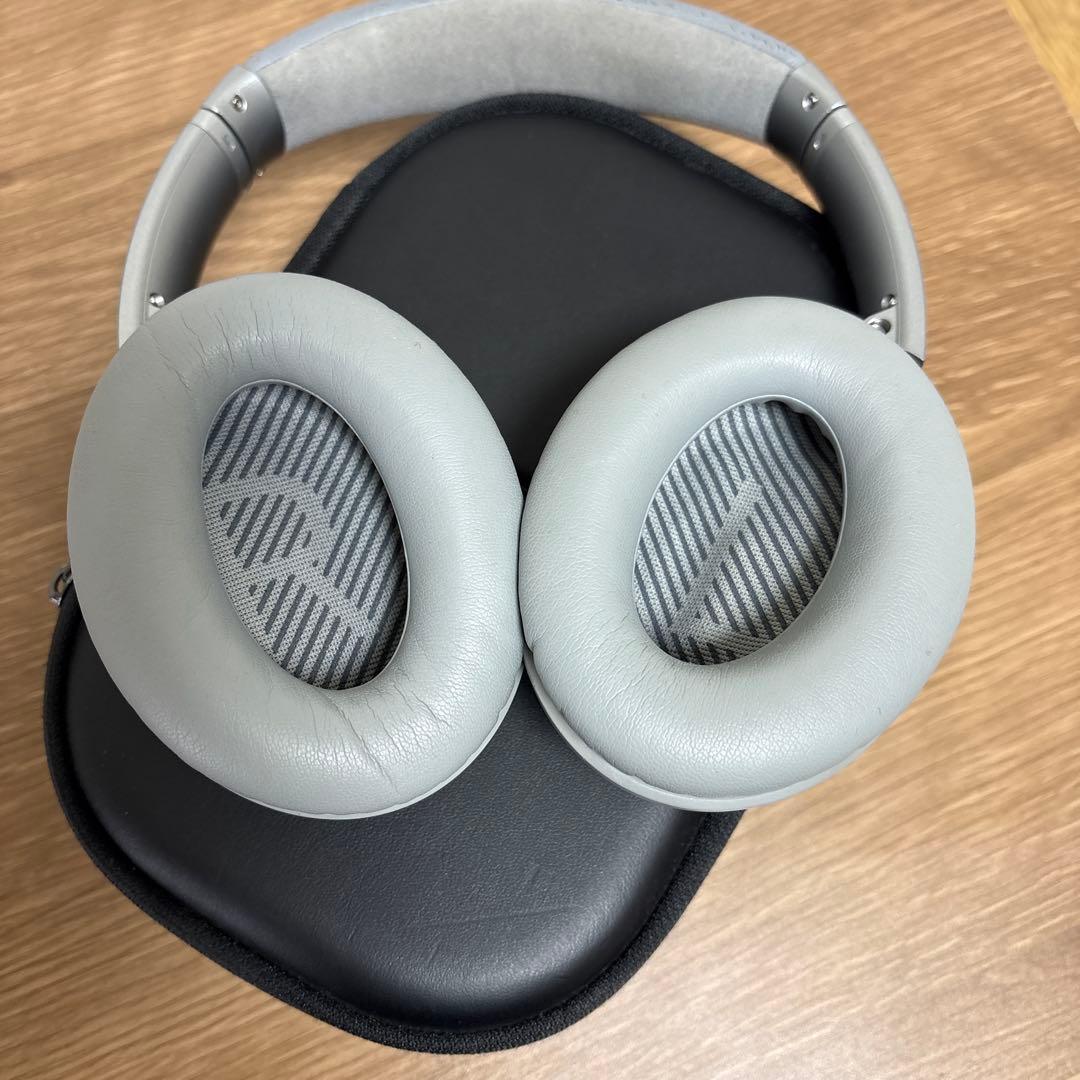 Bose QuietComfort 35 ワイヤレスヘッドホン　シルバー