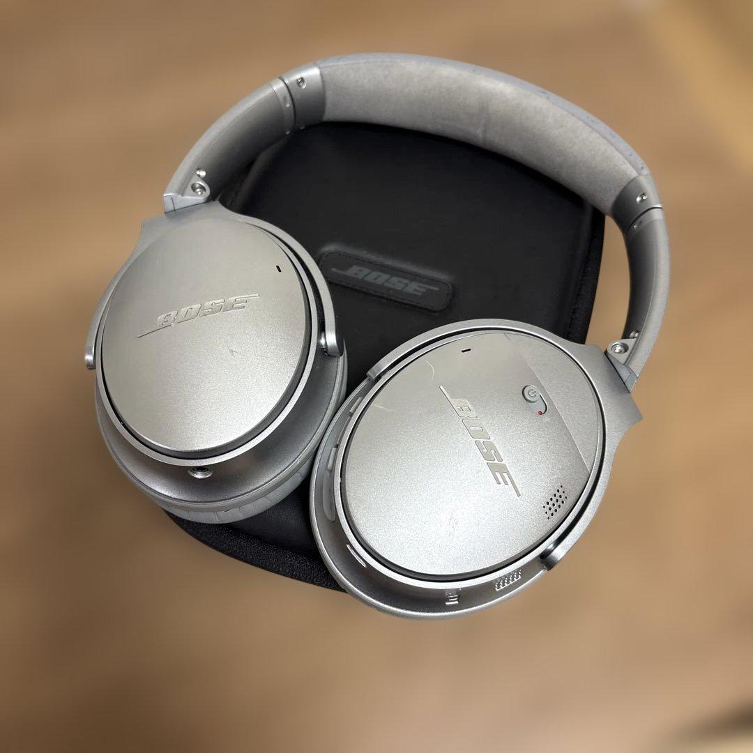 Bose QuietComfort 35 ワイヤレスヘッドホン　シルバー