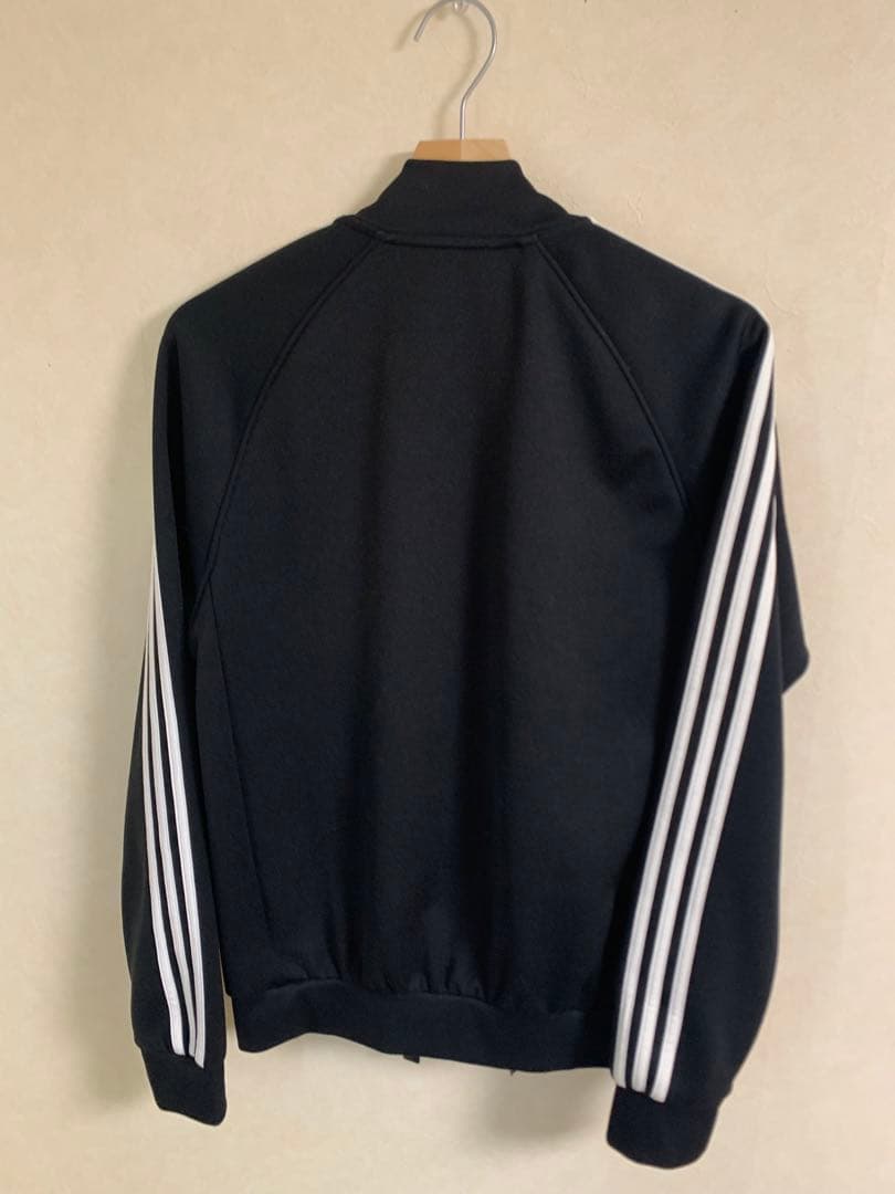 アディダスオリジナル トラックジャケット