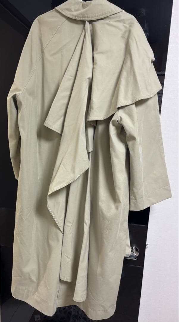 紗栄子さん着用　ZARA トレンチコート　フード付ニット　セット