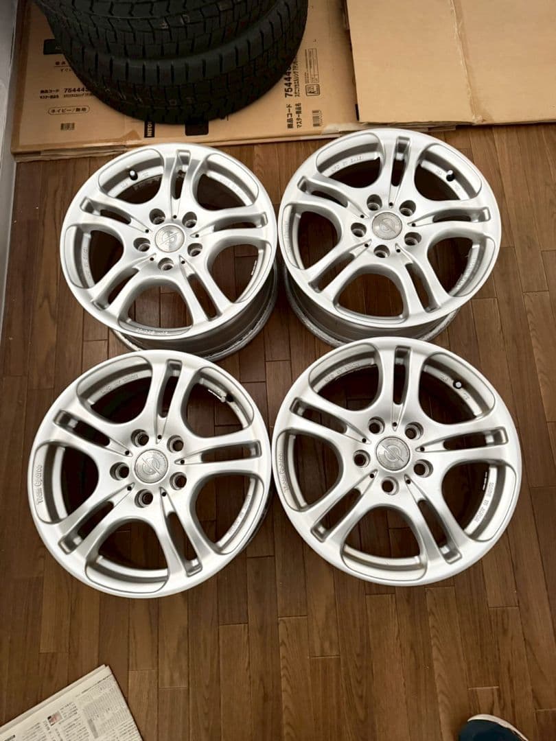 ENKEI 16インチ 4本セット　5穴　114.3 7J オフセット52