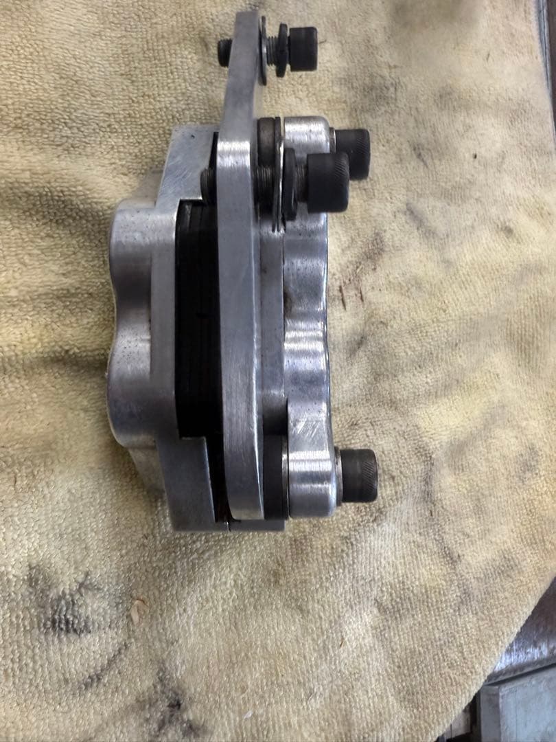 a*a様 パフォーマンスマシン製ブレーキキャリパー 中古 ハーレー 84-99年