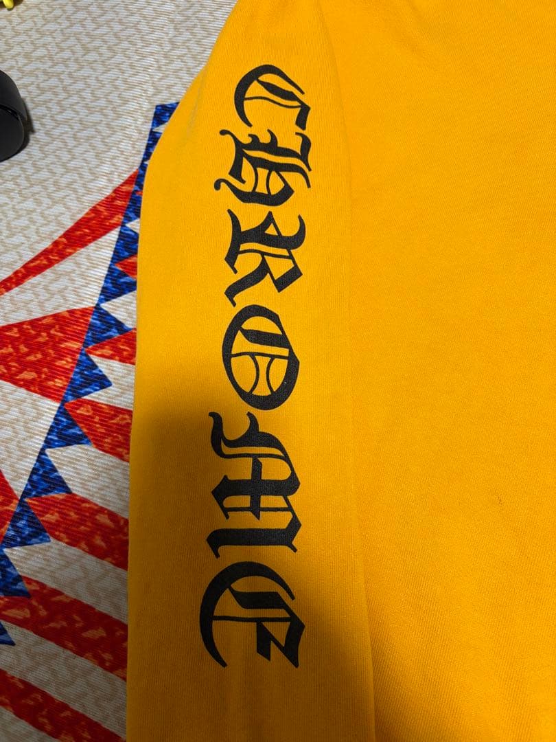 CHROME HEARTS イエロースウェット