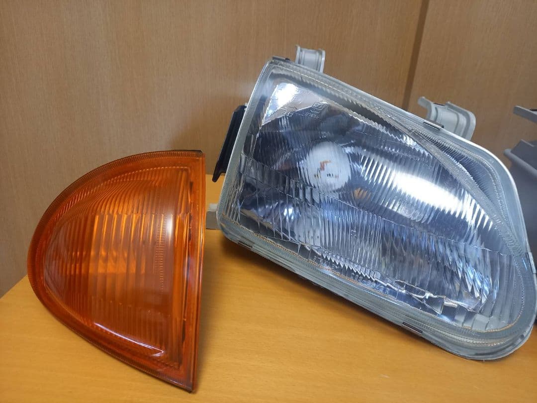 CR-Xデルソル用 イギリス(EC)仕様ガラスヘッドライト