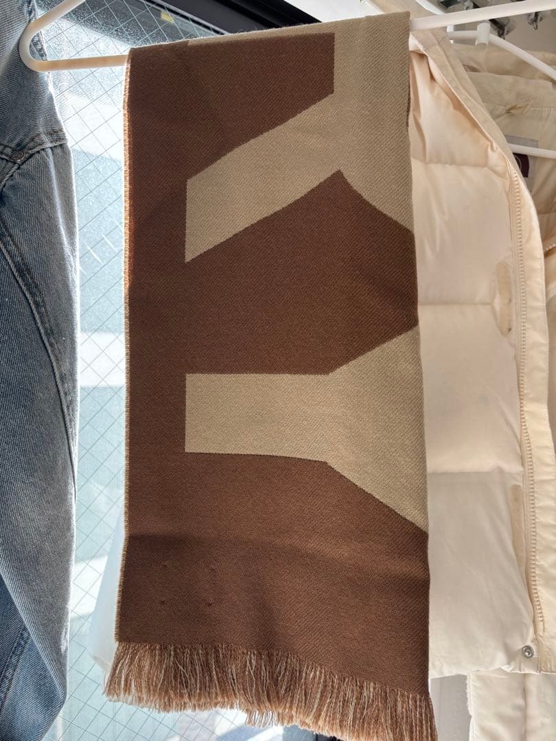 本日限定☆BURBERRYロゴマフラー