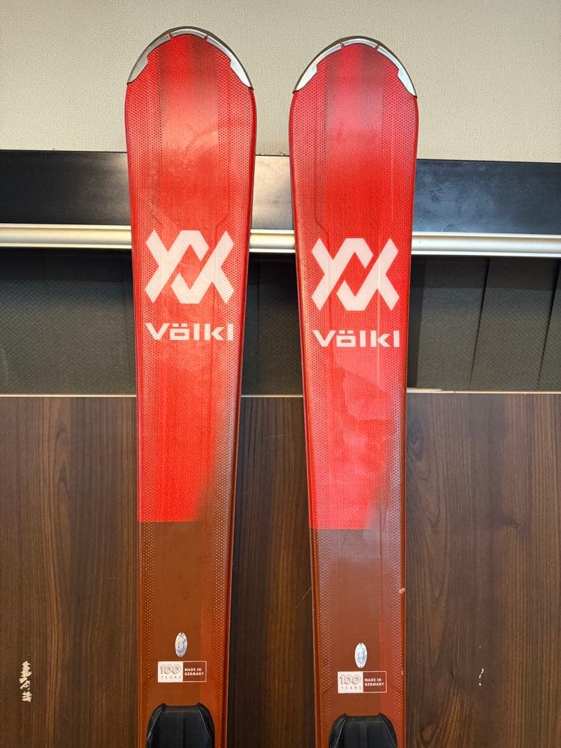 よ*ち様 n*o様 Q3036 フォルクル ディーコン 7.2 144cm スキ