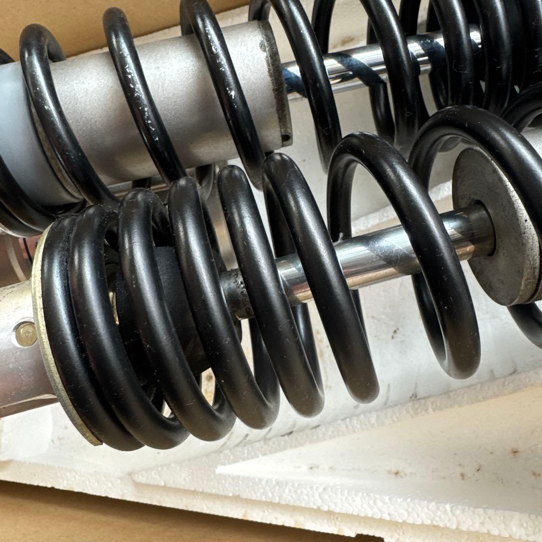 GSX1100S カタナ　国内仕様　純正リアサス