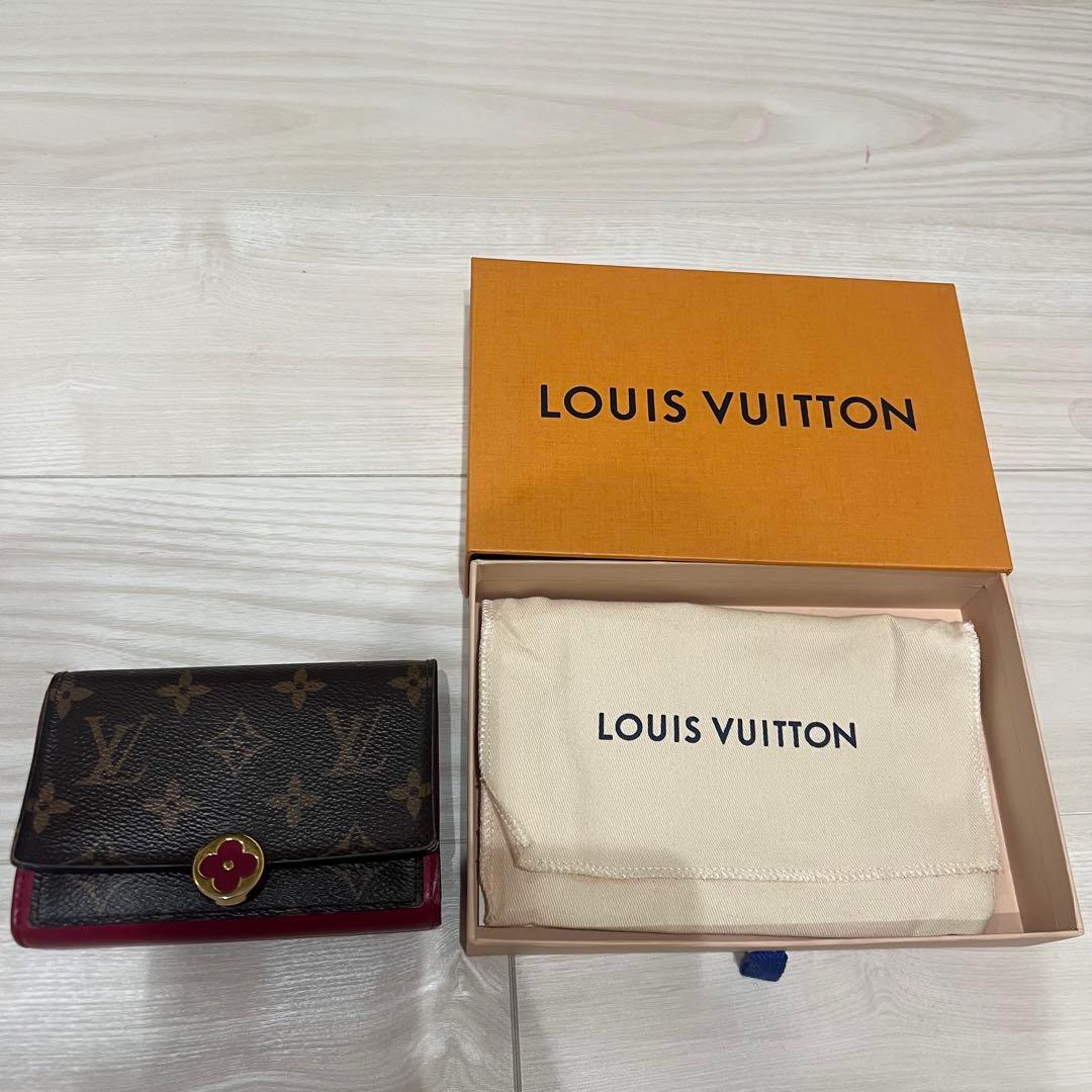 LOUIS VUITTON ルイヴィトン ポルトフォイユ フロールコンパクト