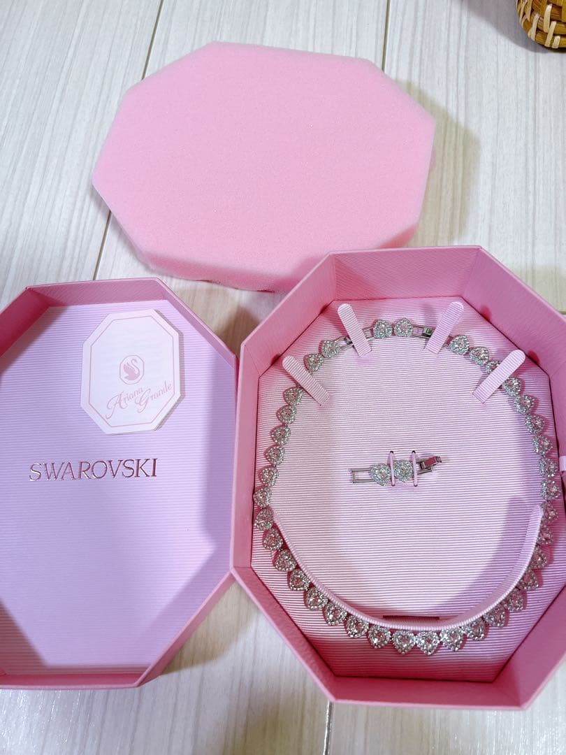 Ariana Grande x Swarovski ネックレス ミックスカット