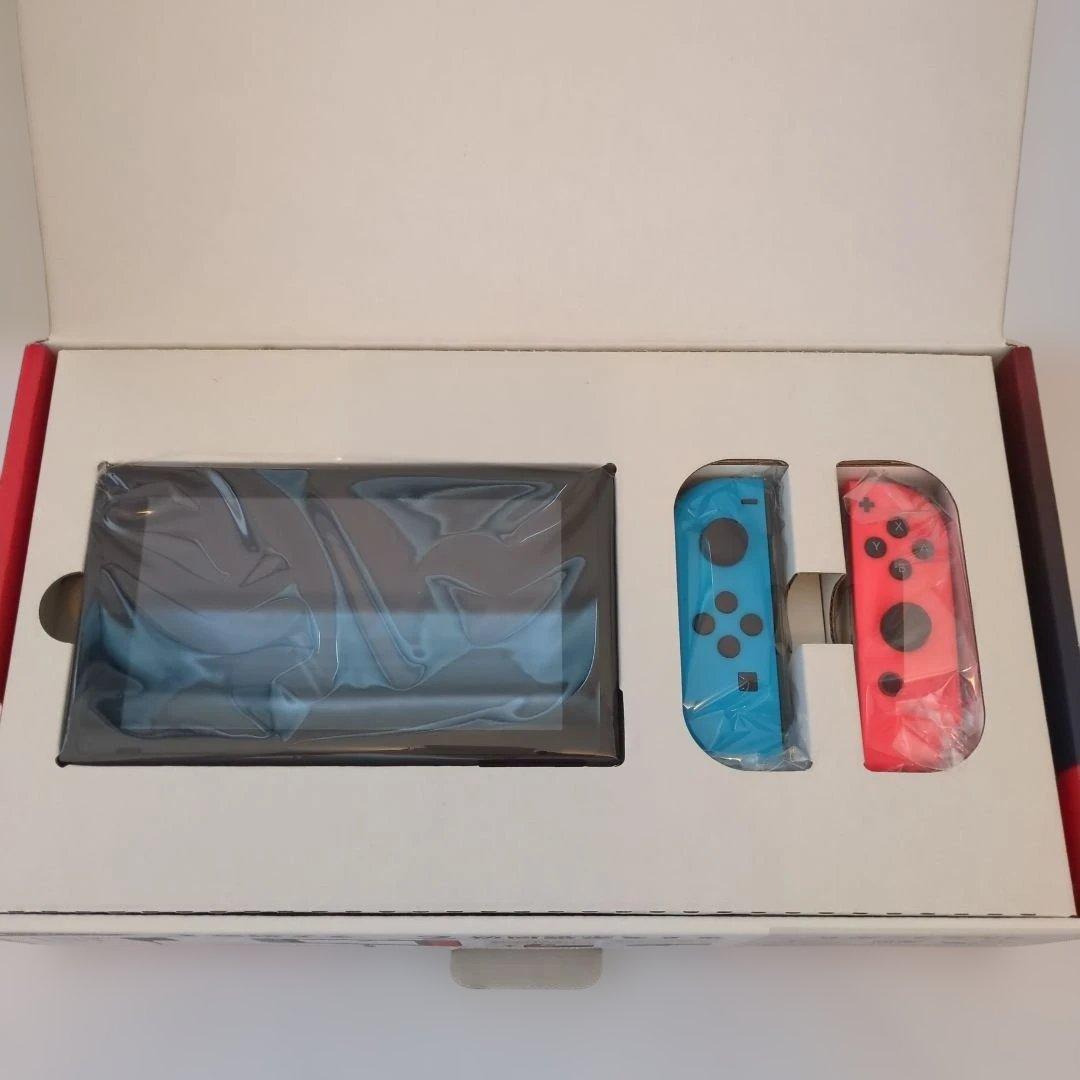 美品☆新品未使用の部品有　Nintendo Switch 本体