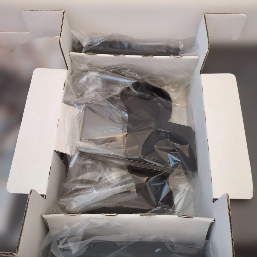 美品☆新品未使用の部品有　Nintendo Switch 本体