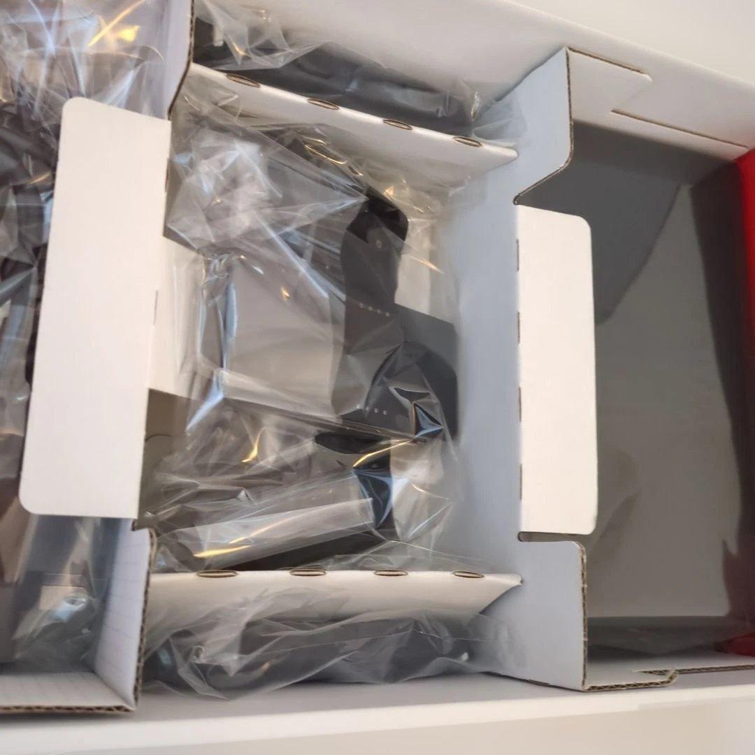 美品☆新品未使用の部品有　Nintendo Switch 本体