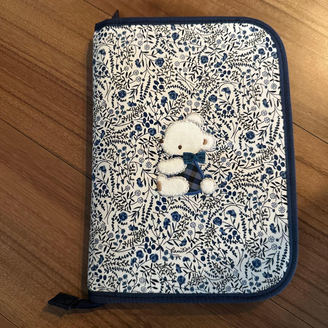 ファミリア⭐︎母子手帳ケース