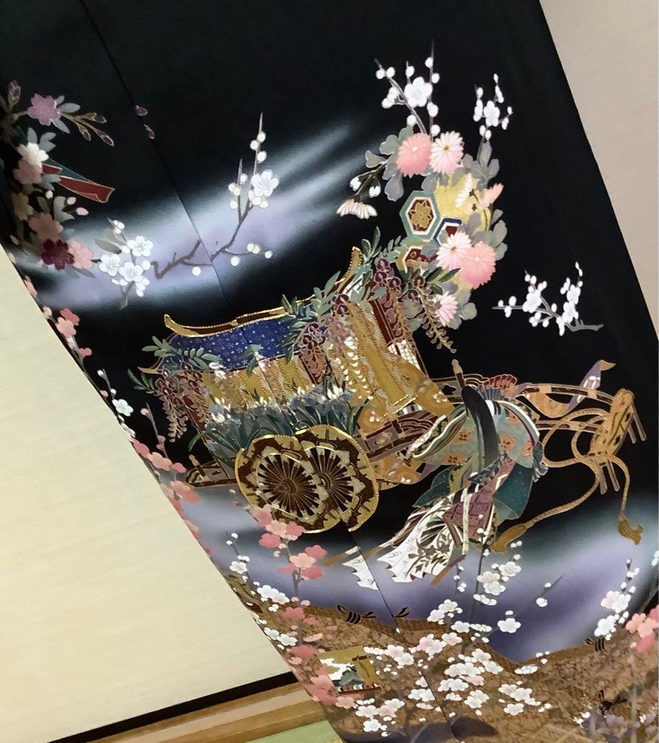 正絹黒留袖　駒刺繍　金彩　平安風景文　⑧( 訪問着、紬、袋帯なども出品)