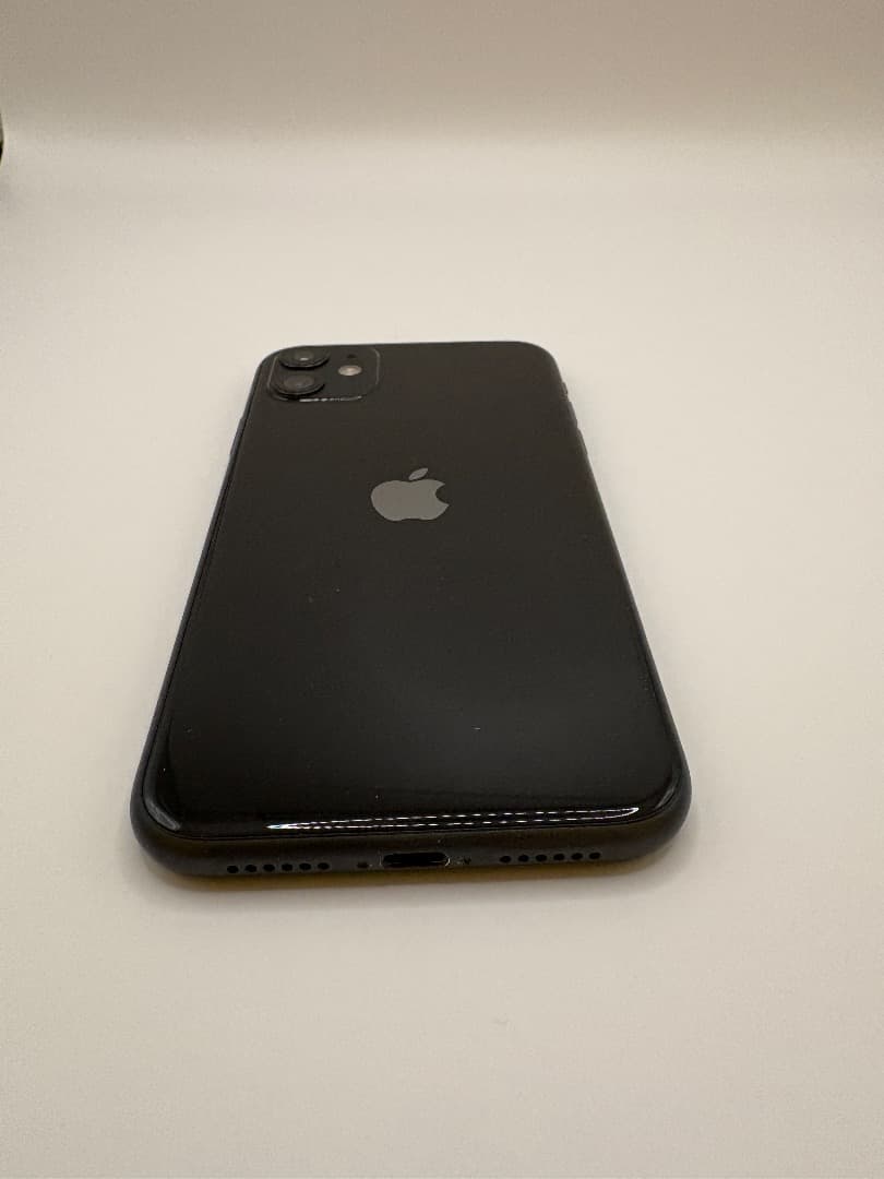 Apple iPhone 11 128GB ブラック 美品